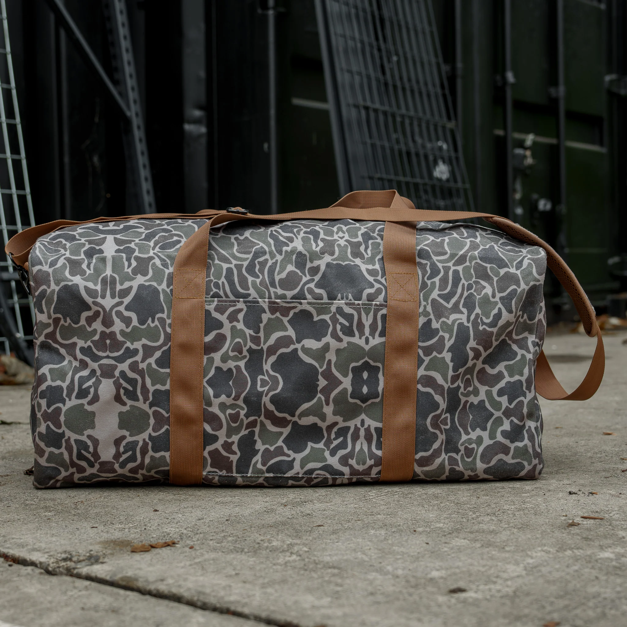 Waterproof XL 57.5L Waxed Duffle Bag - Image 47
