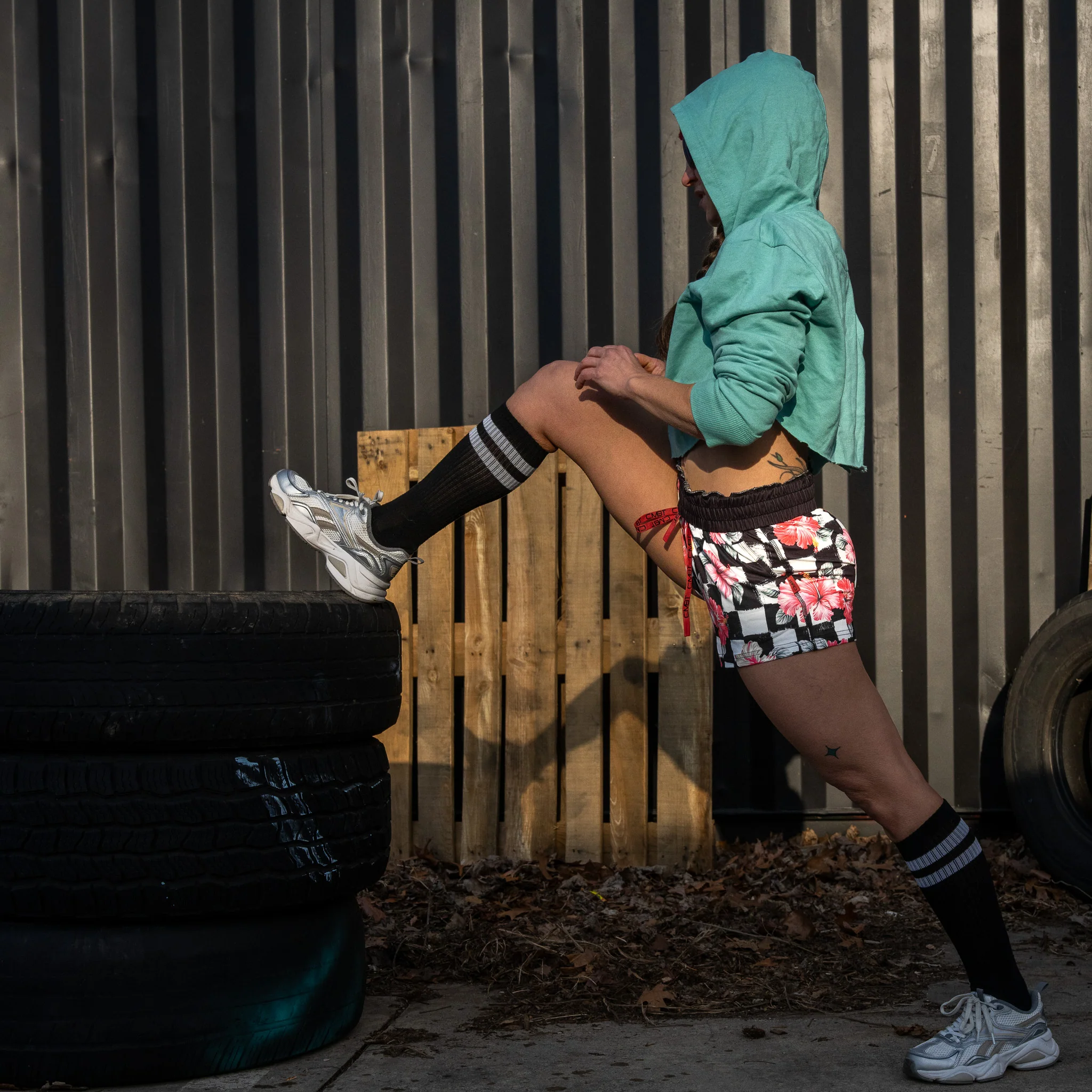 Women’s Studio Flex Training & Recovery Shorts | 4" - Image 50