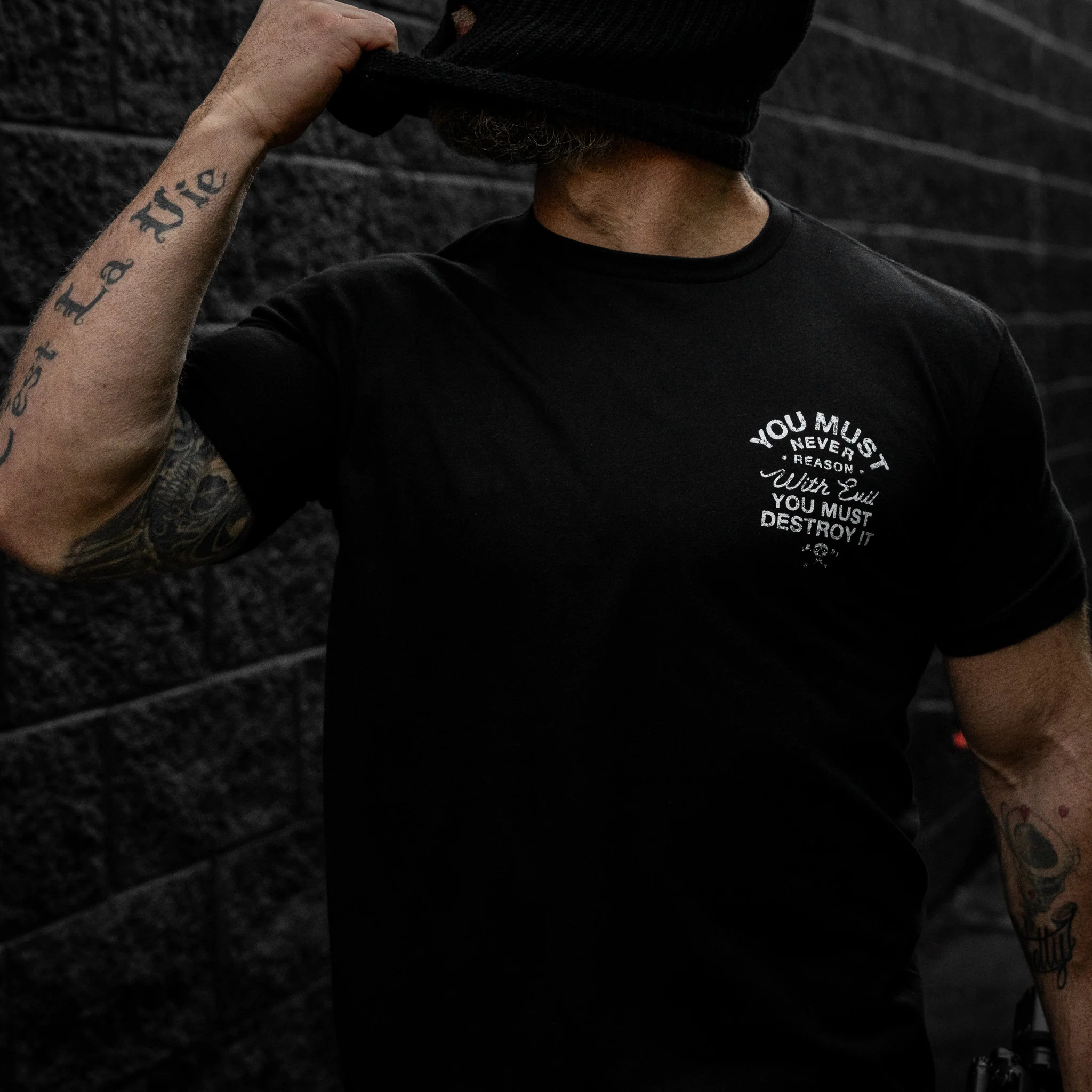 You Must Never Reason With Evil You Must Destroy It Men's T-Shirt - Image 3