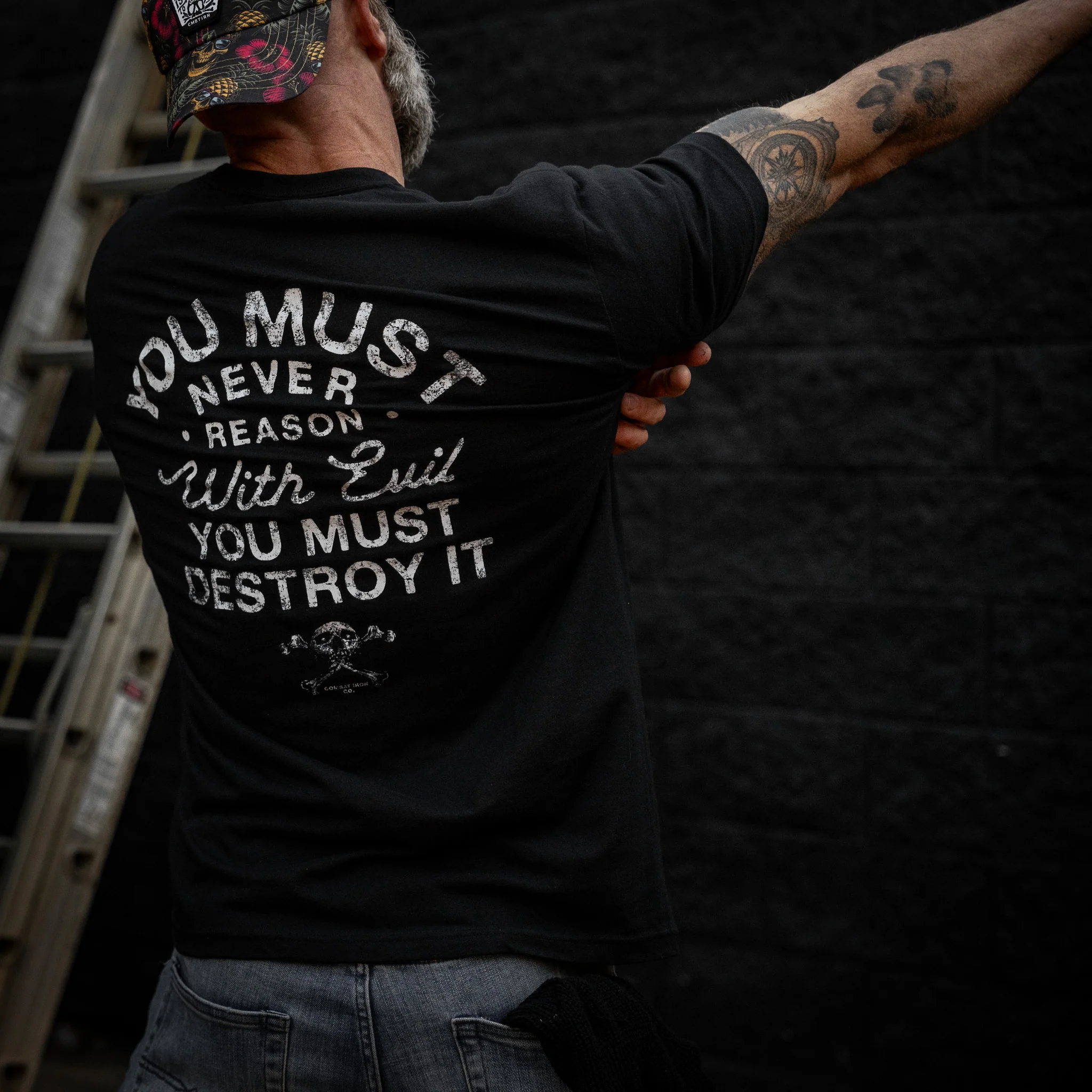 You Must Never Reason With Evil You Must Destroy It Men's T-Shirt - Image 4