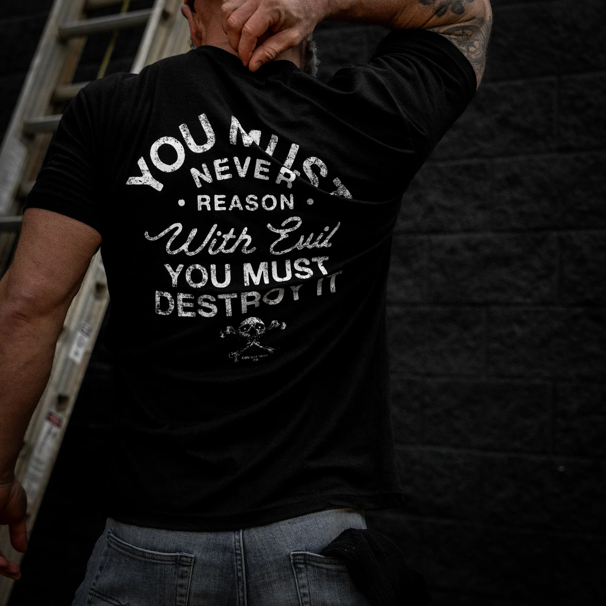 You Must Never Reason With Evil You Must Destroy It Men's T-Shirt - Image 5